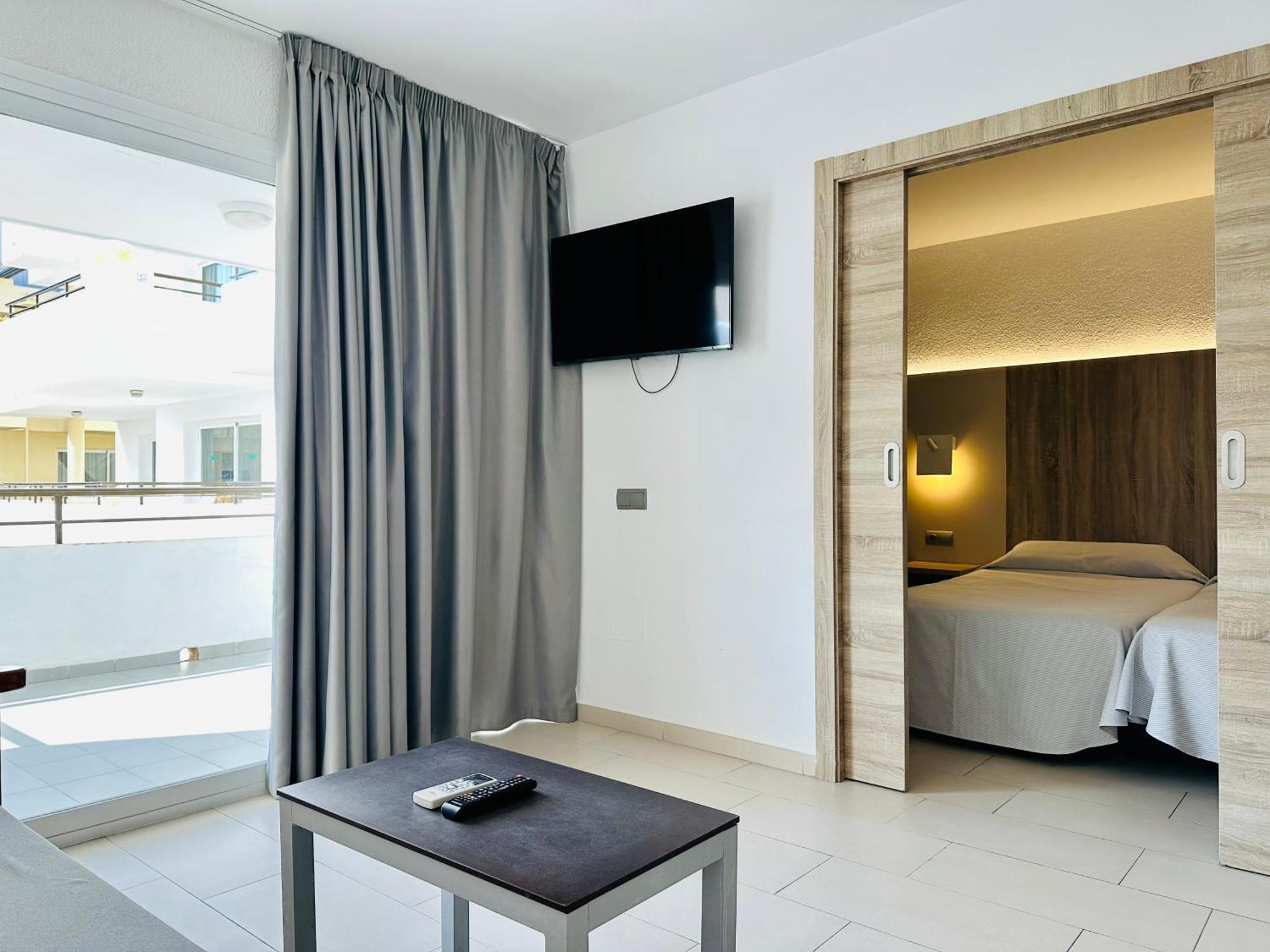 Apartamentos Jet - Adults Only ปลายาเดนบอสซา ภายนอก รูปภาพ